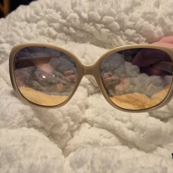 Kenneth Cole Reaction Oversized Sunglasses - New